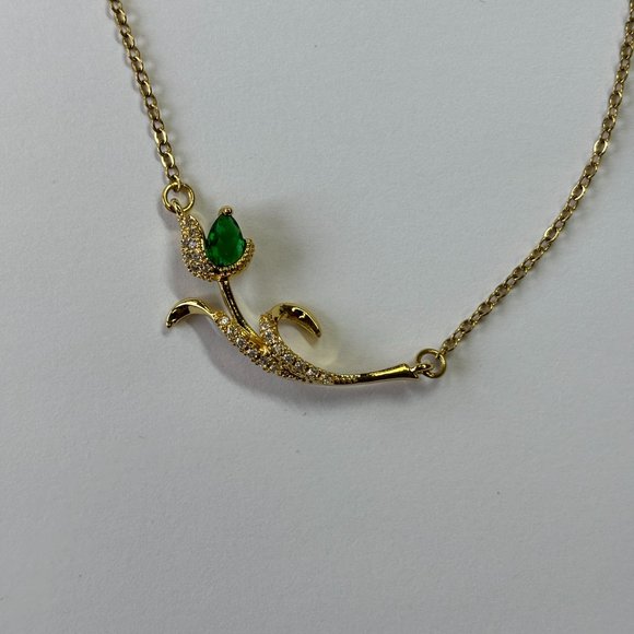 Gold 0.5 ct Jade Rose Zircon Pendant Necklace - Picture 13 of 16